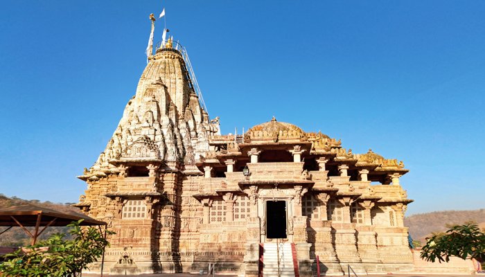Live Darshan of Shri Shamlaji Vishnu Temple, Gujarat
